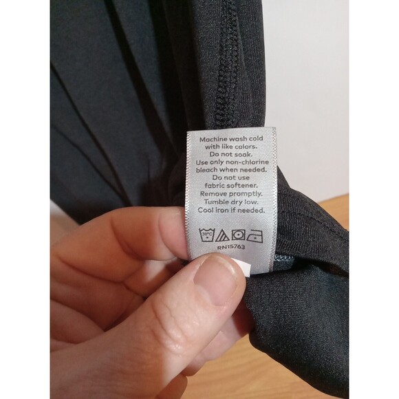 Champion USA Athletic Short Sleeve T-Shirt Sz Medium M Black - Picture 8 of 11